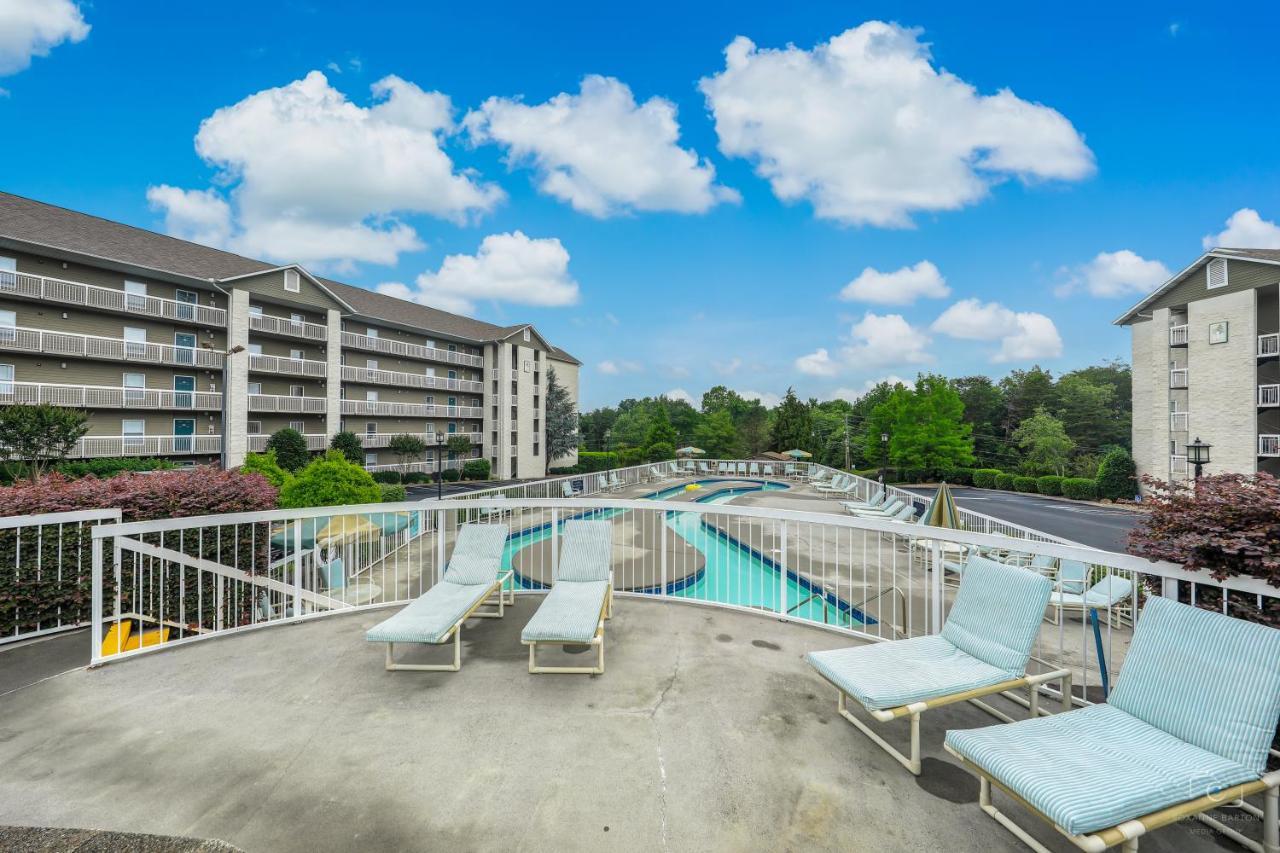 Downtown Retreat Whispering Pines 534 Apartment Pigeon Forge Exterior photo