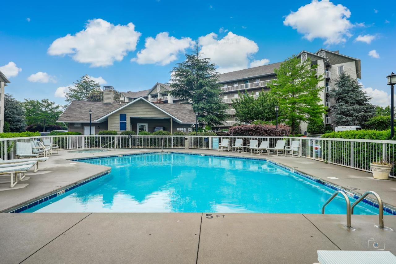 Downtown Retreat Whispering Pines 534 Apartment Pigeon Forge Exterior photo